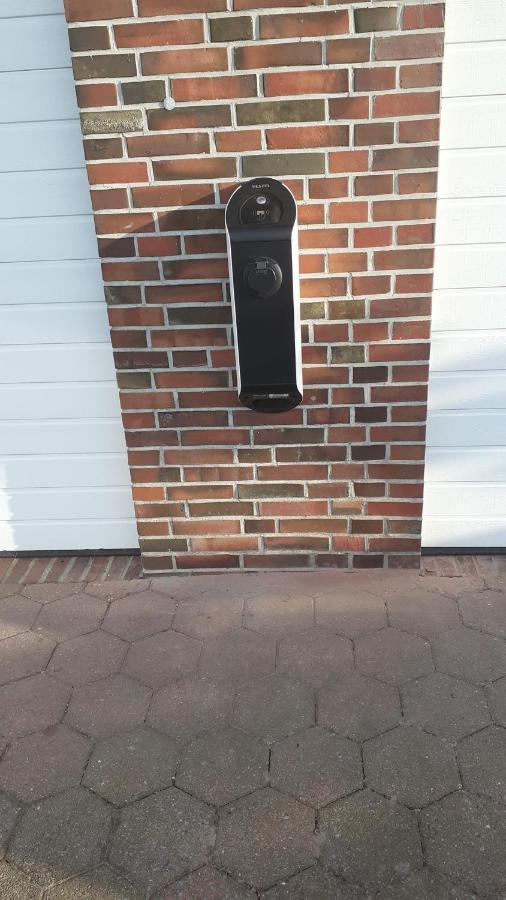Preisbewusste Ferienwohnung Fuer 2 Personen U. Kleinkind Utarp ภายนอก รูปภาพ