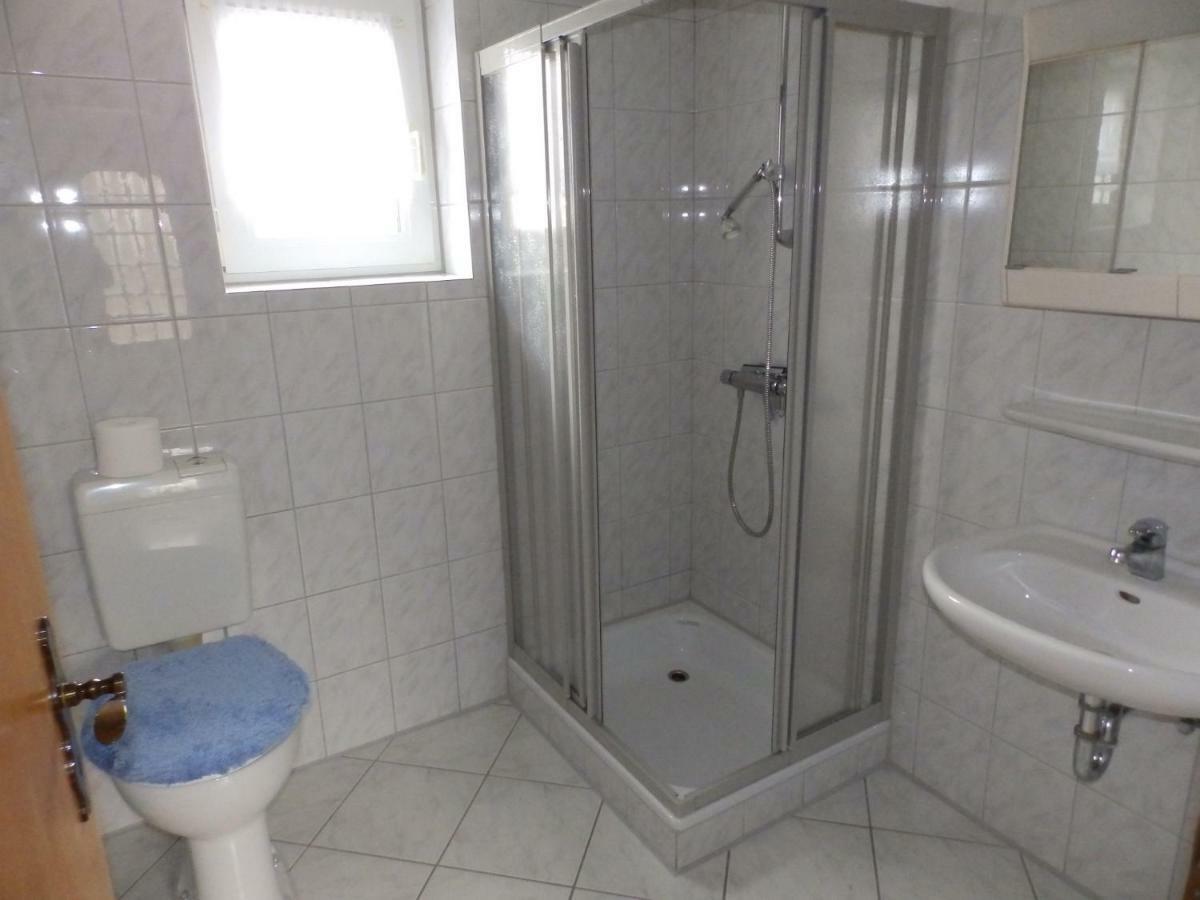 Preisbewusste Ferienwohnung Fuer 2 Personen U. Kleinkind Utarp ภายนอก รูปภาพ