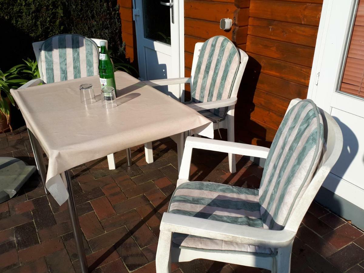 Preisbewusste Ferienwohnung Fuer 2 Personen U. Kleinkind Utarp ภายนอก รูปภาพ