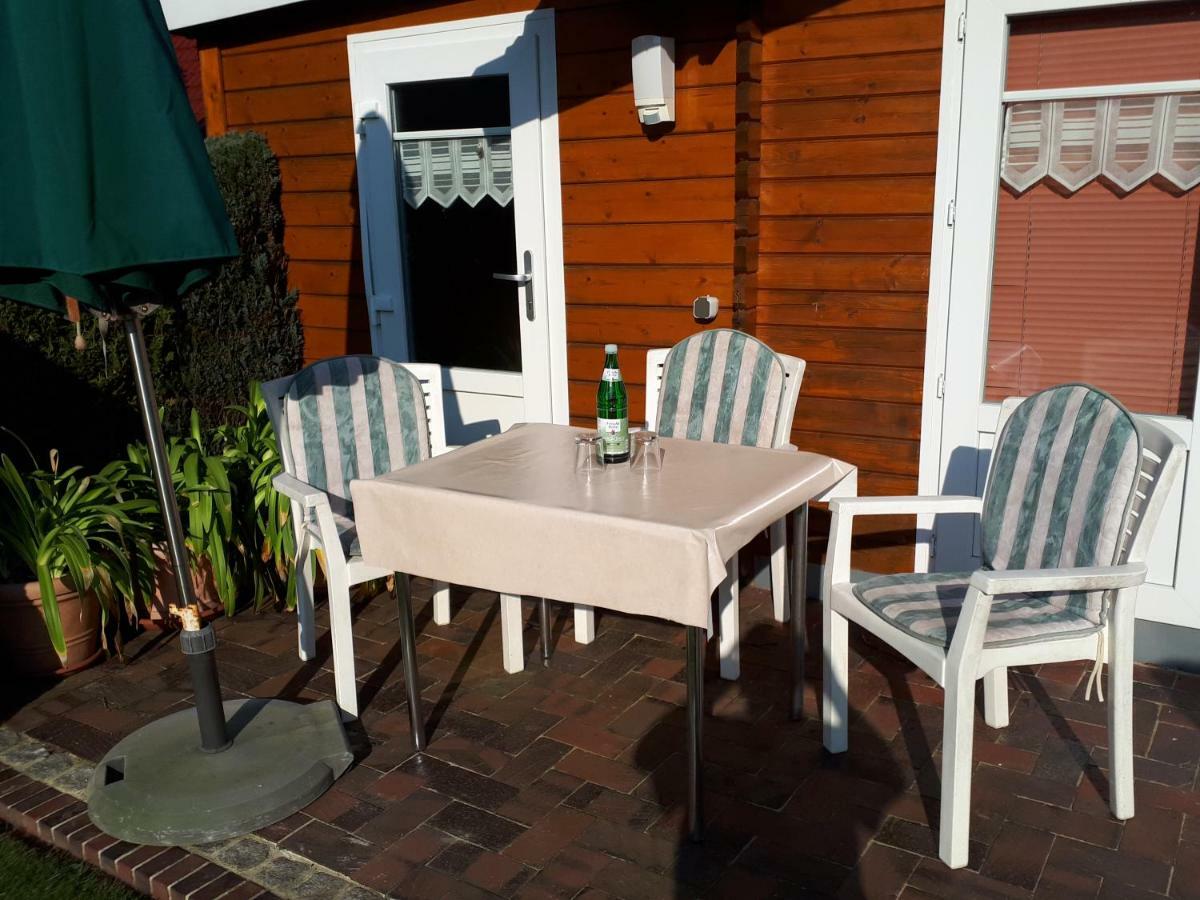 Preisbewusste Ferienwohnung Fuer 2 Personen U. Kleinkind Utarp ภายนอก รูปภาพ