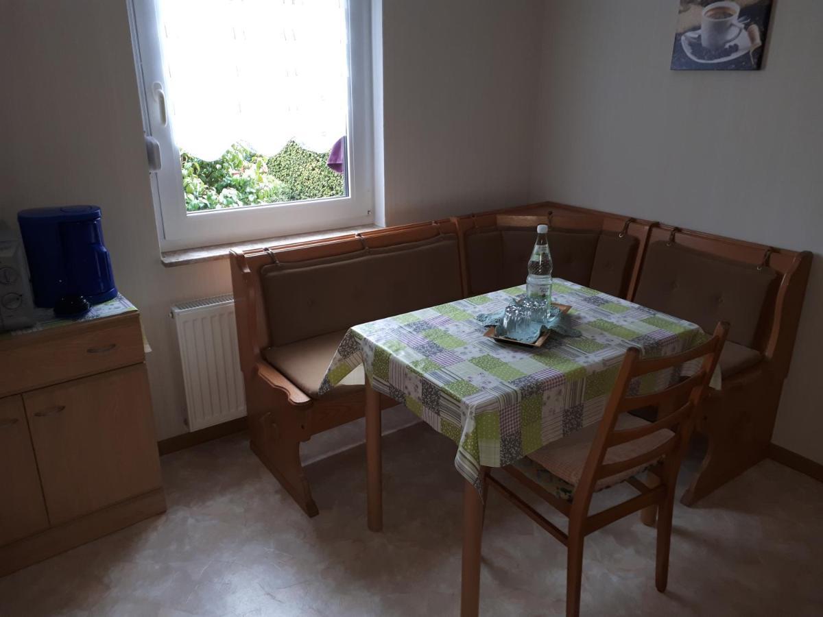 Preisbewusste Ferienwohnung Fuer 2 Personen U. Kleinkind Utarp ภายนอก รูปภาพ